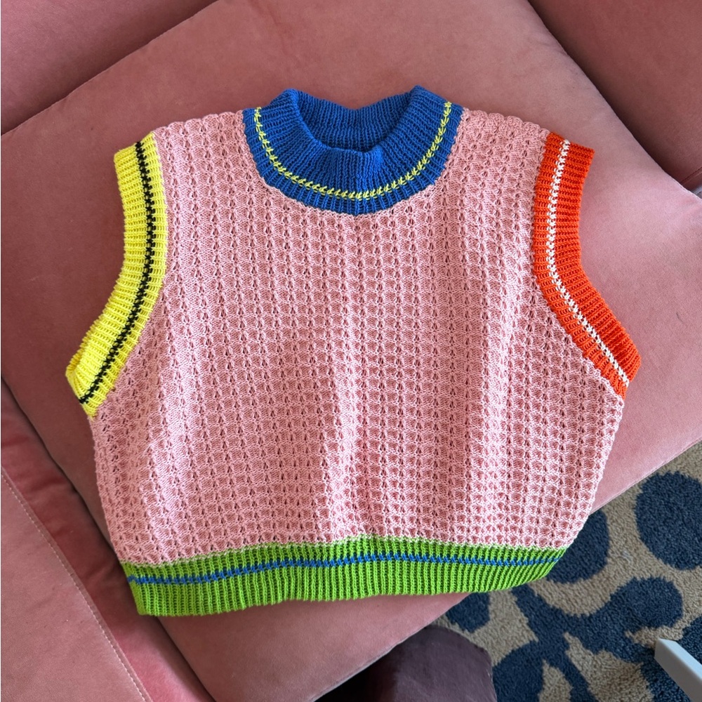 Colorful custom made cotton knit vest/top